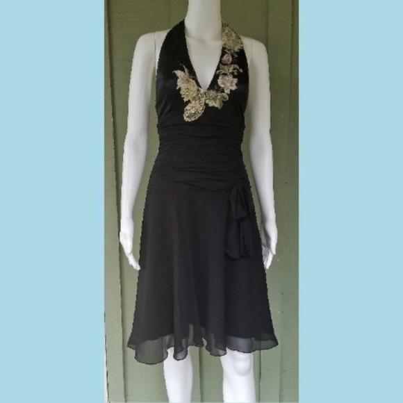 Adrianna Papell Dresses & Skirts - New ADRIANNA PAPELL Boutique Black Silk Dress 6